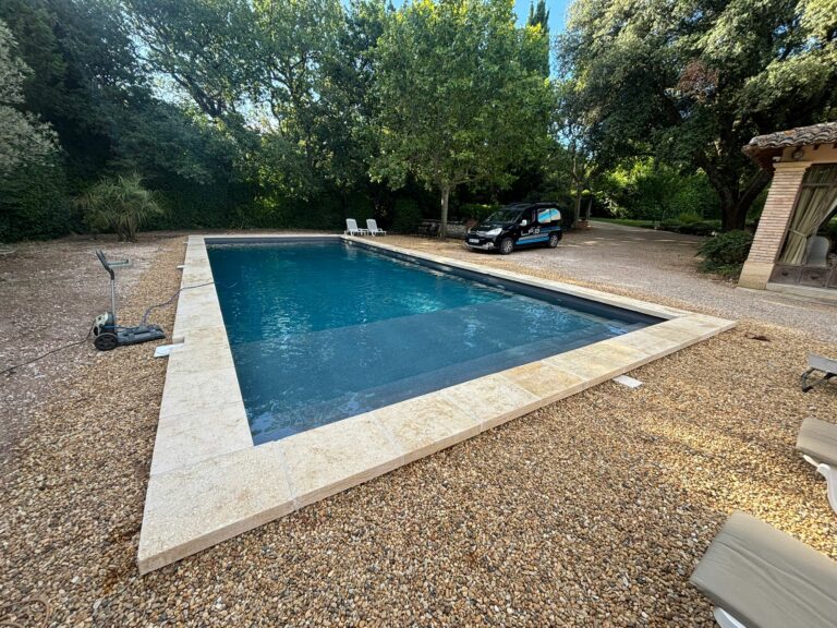 pvc armé sur piscine existante
