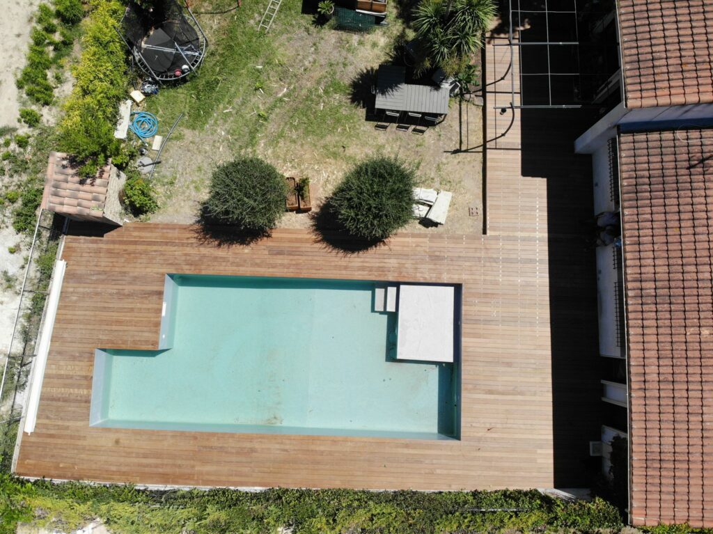 Pose pvc armé sopremapool sur piscine existante