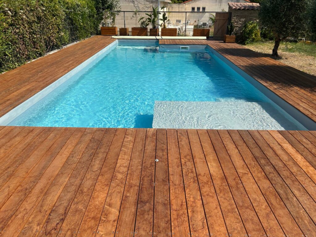Pose pvc armé sopremapool sur piscine existante